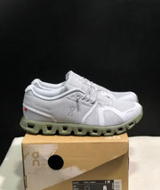 2025 Breathable Lightweight Cushioned Running Shoes